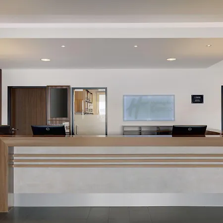 Hotel Express Airport By Ihg Brema