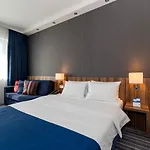 Express Airport By Ihg