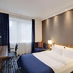 Express Airport By Ihg Bremen
