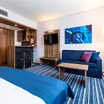 Hotell Express Airport By Ihg