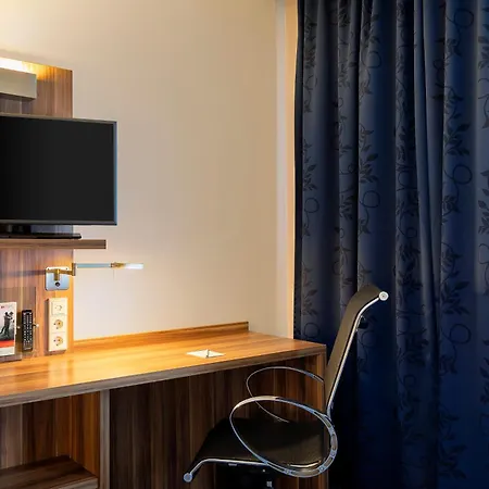 Express Airport By Ihg Hotell Bremen