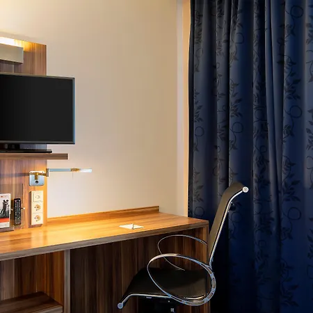 Express Airport By Ihg Otel Bremen