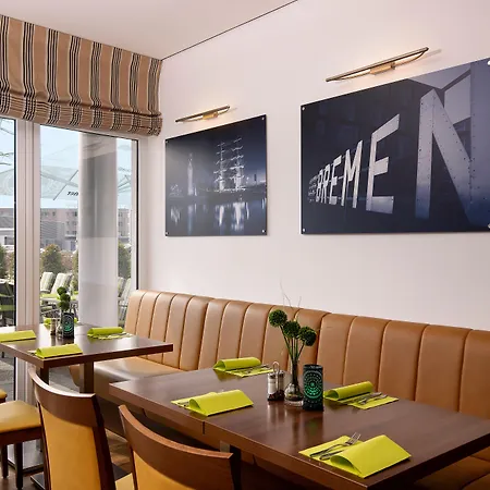 Otel Express Airport By Ihg 3*