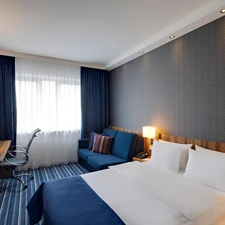 Express Airport By Ihg