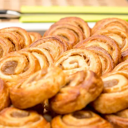 Hotel Express Airport By Ihg