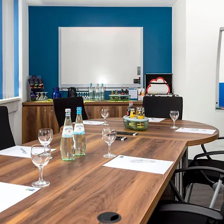 Express Airport By Ihg 3* Brême