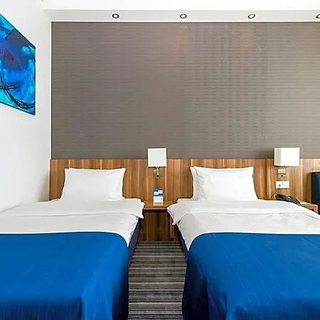 Express Airport By Ihg Bremen