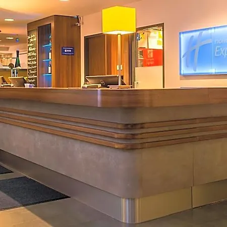Hotel Express Airport By Ihg Bremen