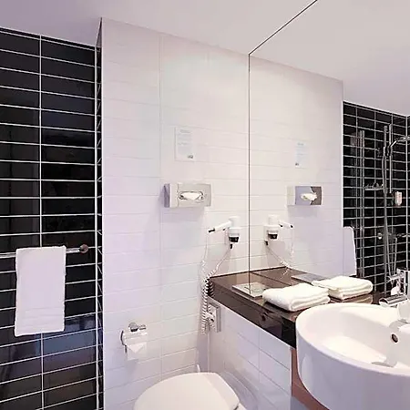 Express Airport By Ihg Hotel Bremen