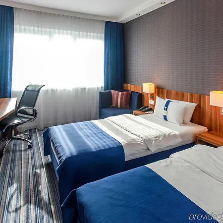 Express Airport By Ihg 3* ברמן
