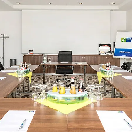 Express Airport By Ihg