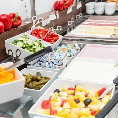 Hotel Express Airport By Ihg