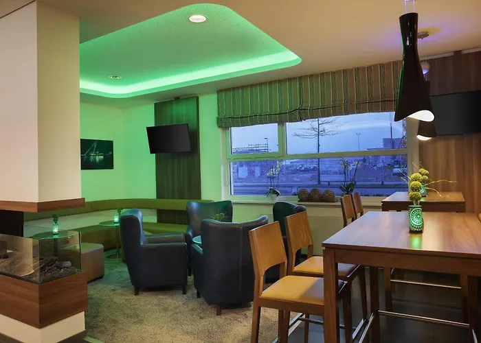 Express Airport By Ihg Hotel Brema