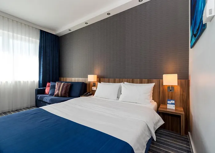 Express Airport By Ihg