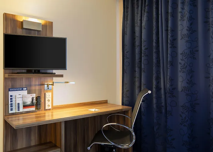 Express Airport By Ihg Hotel Brema