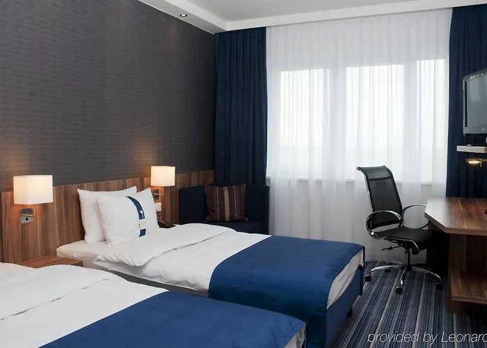 Express Airport By Ihg