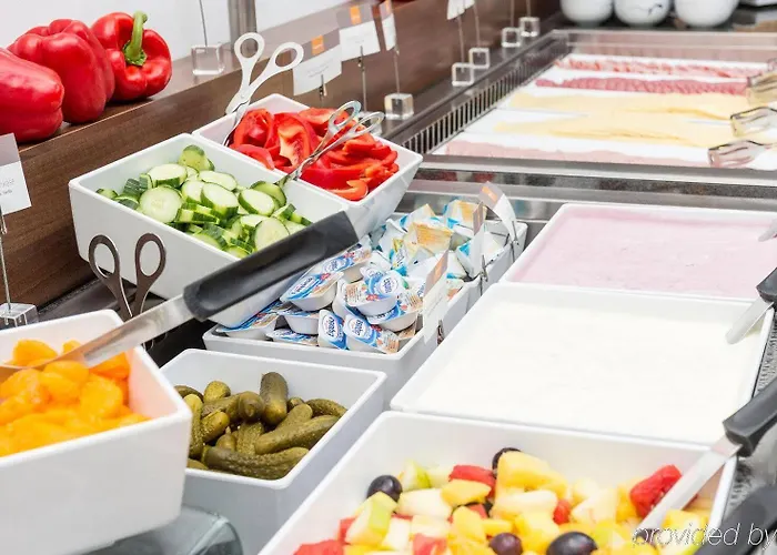 Express Airport By Ihg 3* ברמן